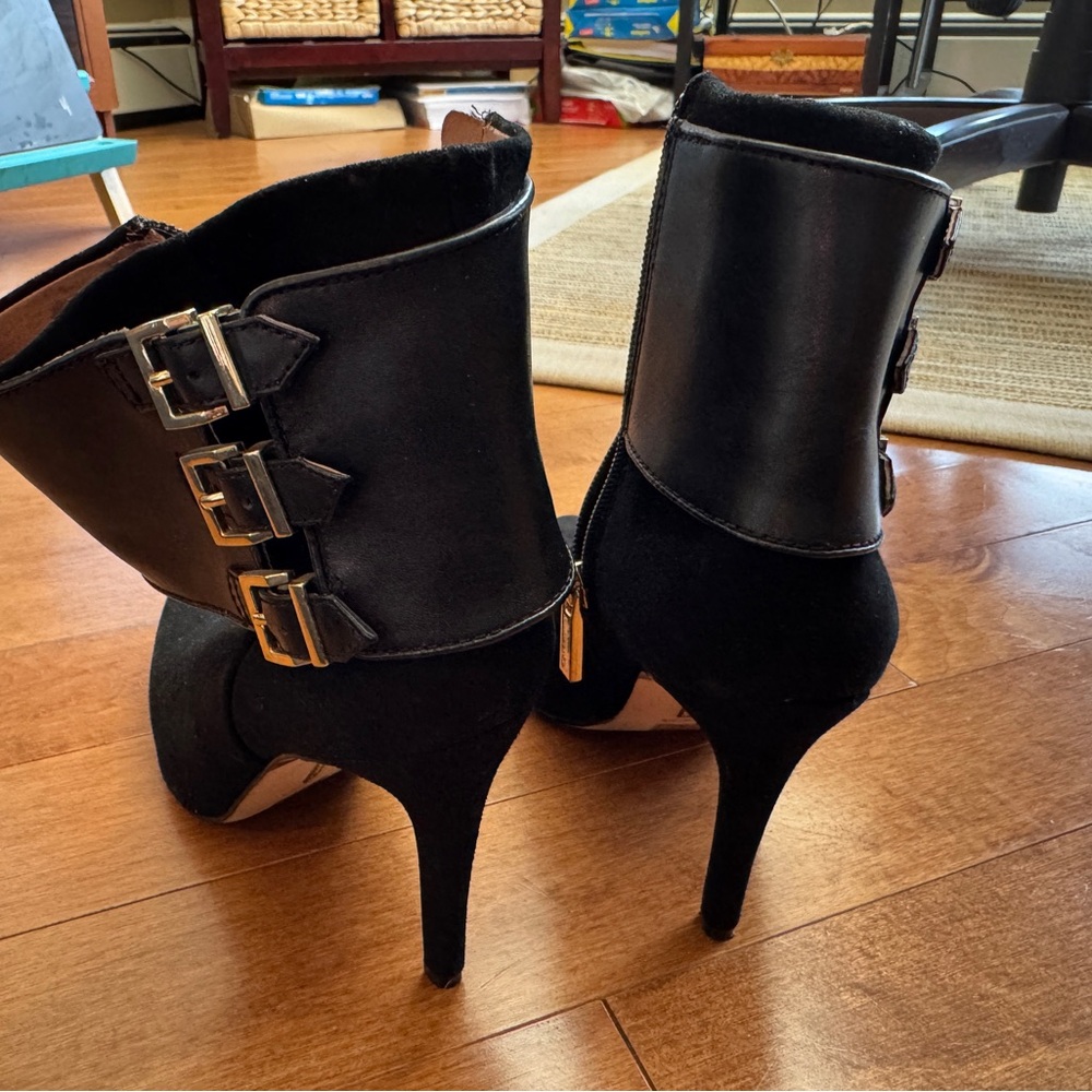 Elegant Black Women's Ankle Boots